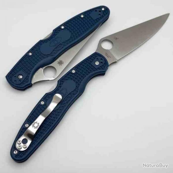 Couteau Spyderco Police 4 Lightweight Bleu Lame Acier CPM SPY27 Manche FRN Lockback Japan SC07PCBL4