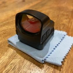 Point rouge Urikan Attila