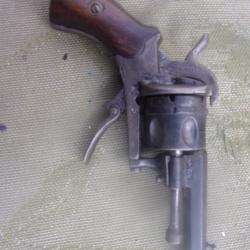 revolver type  Lefaucheux environ 18 cm