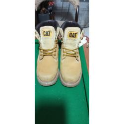 Paire de boots mixte T42 caterpillar