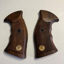 Poignée bois pour revolver MANURHIN MR73
