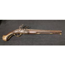 Pistolet Préréglementaire de Cavalerie avec crochet de ceinture vers 1720/1730.