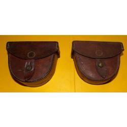 LOT DE 2 ETUIS EN CUIR POUR INSTRUMENT DE MESURE POUR L'ARTILLERIE , FABRICATION FRANCAISE A PARIS ,