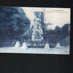 monument du souvenir 1914-1918 l'hay les roses