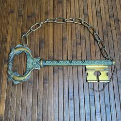 BRONZE PORTE CLEFS MURAL SIGNÉ MAX LE VERRIER