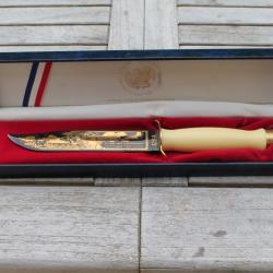 Poignard US commémoratif WW2 en coffret