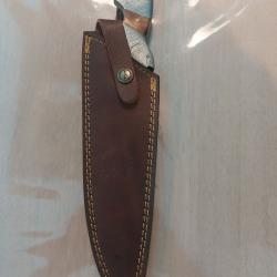 Coutau de chasse full tang