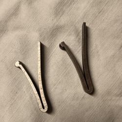 Paire de ressort en V (696)