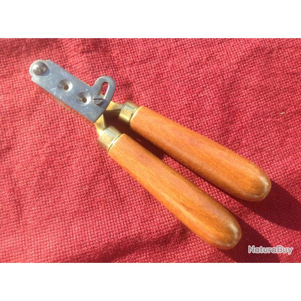 Moule  balles en laiton de marque Pedersoli en calibre 44.