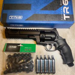 Revolver de défense du domicile Umarex TR 68 T4E neuf + billes RBI + 5 CO2 neuf