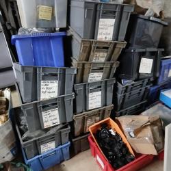 lots de pièces et accessoire paintball environ 1 palette