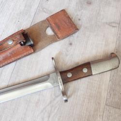 261084 Baionnette Suisse pour fusil Rubin Schmidt Mdle K11 ou K31. Mdle 1918. Porte fourreau cuir