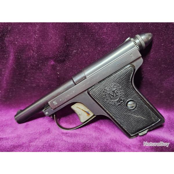 Pistolet Le Français, mod Le policeman, DEUX CHARGEURS, version n°5, calibre 6,35br, catégorie B