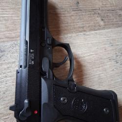 Beretta 92FS 22LR comme neuf!!!