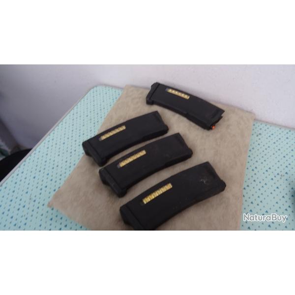 lot 4 chargeurs mid cap 150 billes PTS EPM-black