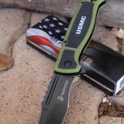 Couteau USMC Marines Lame Tanto A/O Acier 3Cr13 Black Manche Nylon Noir/Green Brise-Vitres Linerlock