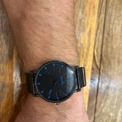 À saisir 1 sans prix de réserve Montre GENENA