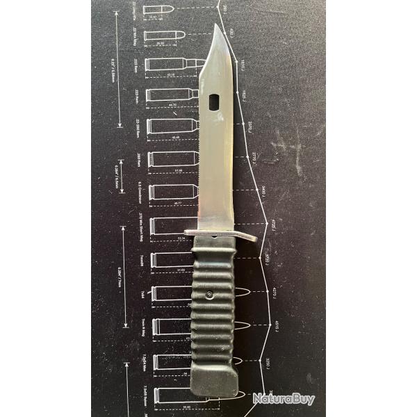 Couteau de combat allemand Eickhorn KCB 77