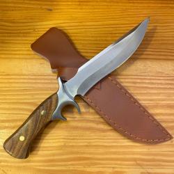 Magnifique couteau de chasse