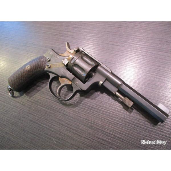 Revolver Suèdois Husqvarna M/1887, cat D!!! vente libre!!! à 1 euro sans prix de réserve!!!
