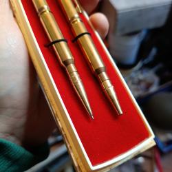 Stylo et porte plume balle