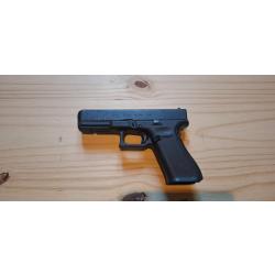 GLOCK 17 GEN 5 - CALIBRE 9×19 - ÉTAT NEUF - ACCESSOIRES D'ORIGINE