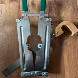 Scie Pour Crâne De Chevreuil ou Chamois