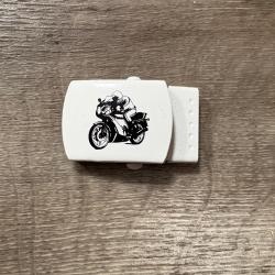 Boucle de ceinture avec dessin moto