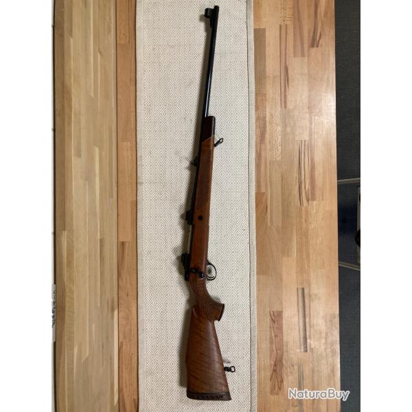 Carabine  vrrou  SAKO L61R  calibre 7mm REM MAG .