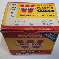 BOITE 25 CARTOUCHES MUNITIONS CHASSE WINCHESTER CALIBRE 20 MAGNUM 3IN 4 SHOT fin 70'S Categorie C