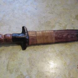 Couteau lame solide affutée ethnique Mali Niger sud Saharien cuir antilope fin Afrique