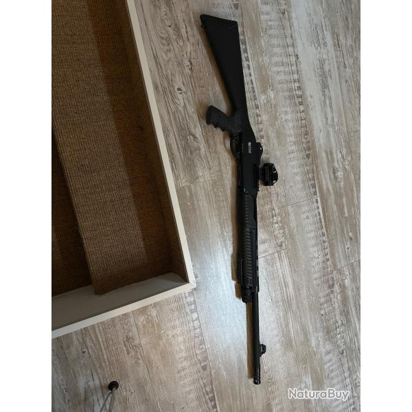 Fusil  pompe Utas dfense XTP tactical ray droit 12/76.