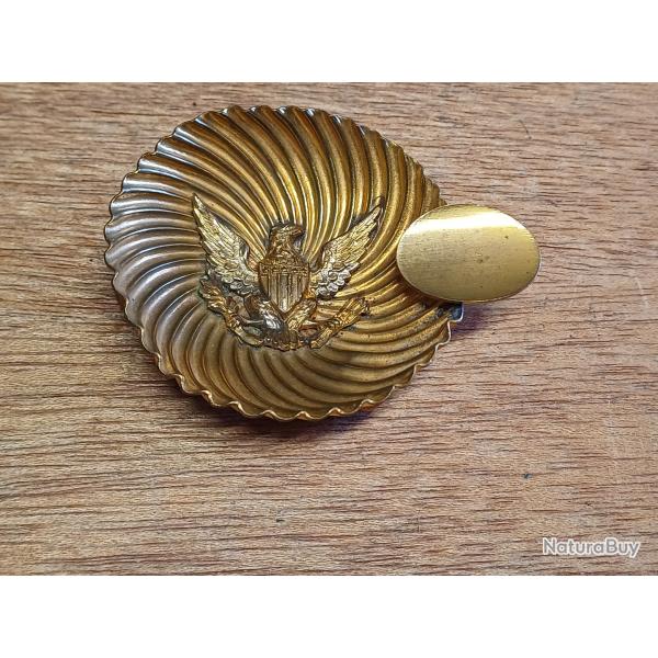 Belle reproduction en laiton d'un cendrier  dcor d'aigle amricain