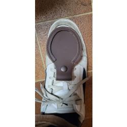 Protection chaussure pour ball-trap