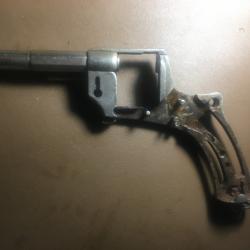REVOLVER 1874 . PIECES DETACHEES   .CARCASSE .