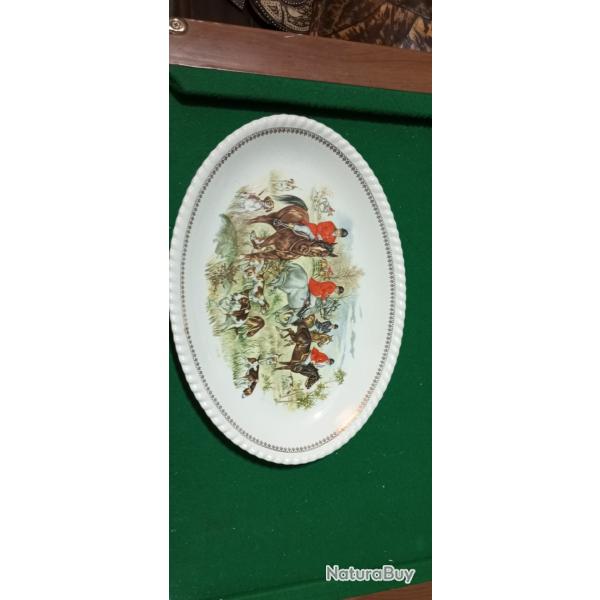 Grand plat de service  dcor de vennerie sign