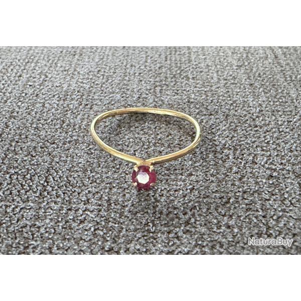 Petite bague en or massif 18 carats - rubis - taille 52