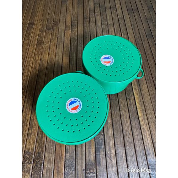 LOT DEUX BOTE ASTICOTS WATER QUEEN FABRICATION FRANAISE 110 mm Neuf