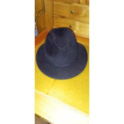 Chapeau type stetson noir waterproof T58