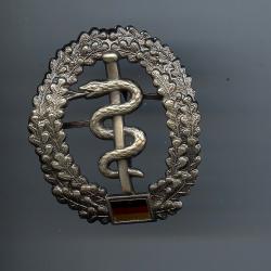 INSIGNE DE BERET ALLEMAND. V