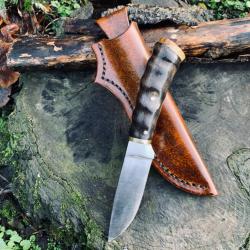 couteau de chasse d'artisan / manche en corne d'antilope / loupe d'acacia