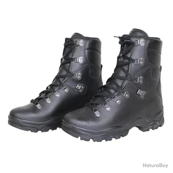 Chaussure de combat zone tempéré neuve. GoreTex