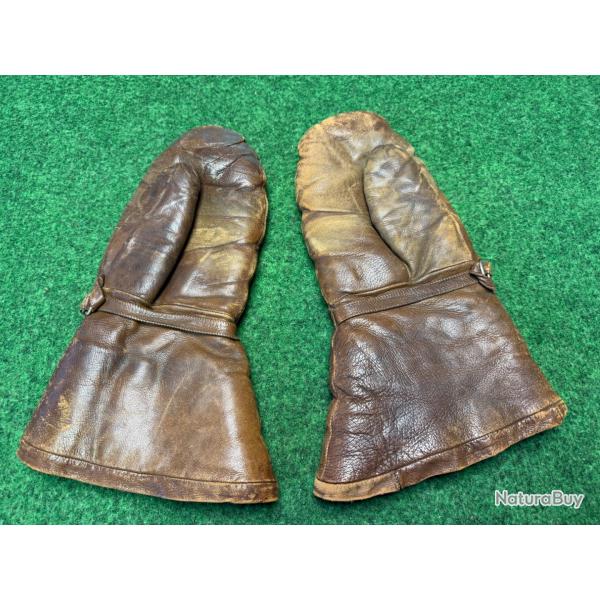 PAIRE DE MOUFLE  FOURR  MILITAIRE  CIVIL ?  WW2