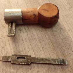 Tournevis Vetterli : le manche sert de poignée à la baguette également. Suisse