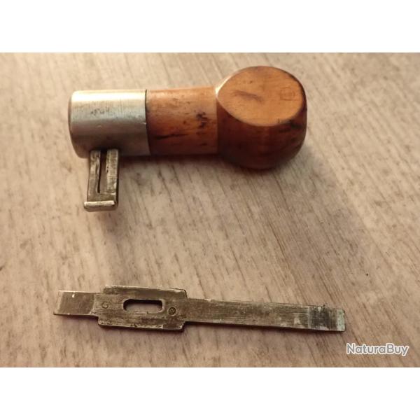 Tournevis Vetterli : le manche sert de poigne  la baguette galement. Suisse