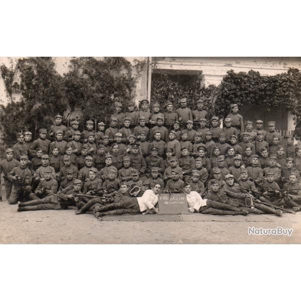 CPA -Photo - Un Groupe Soldats -N4135