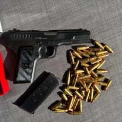 TOKAREV TT33 MONOMATRICULE 1943 cal. 7.62x25 TOKAREV + jeux d'outils LEE complet !