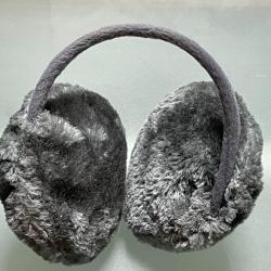 CACHE OREILLES  FAUSSE FOURRURE neuf