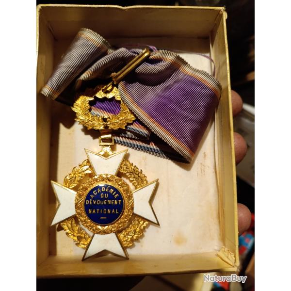 Mdaille COMMANDEUR ACADMIE DU DEVOUEMENT NATIONAL