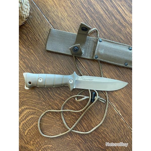 Couteau tactique TARASCO OUTDOOR Coyote bushcraft Neuf